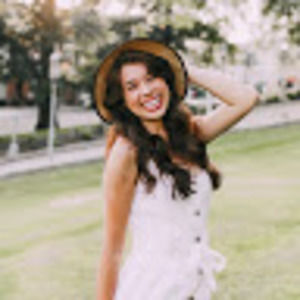 Meet your Posher, Katie noel